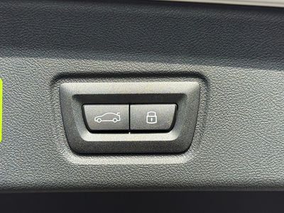 2026 BMW i4 - Photo 13