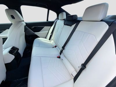 2027 BMW 5 Series - Photo 20