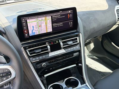 2026 BMW 8 Series - Photo 27