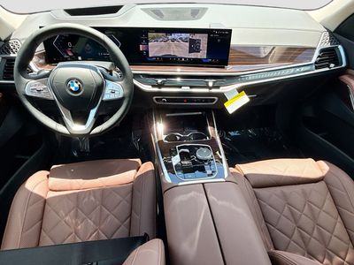 2027 BMW X7 - Photo 16