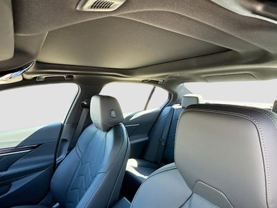 2026 BMW i5 - Photo 27