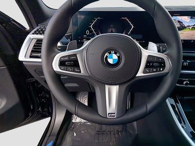 2026 BMW X5 — photo 40 view