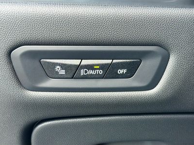 2026 BMW X5 — photo 36 view