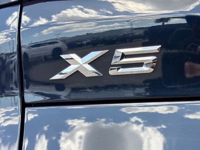2026 BMW X5 — photo 11 view