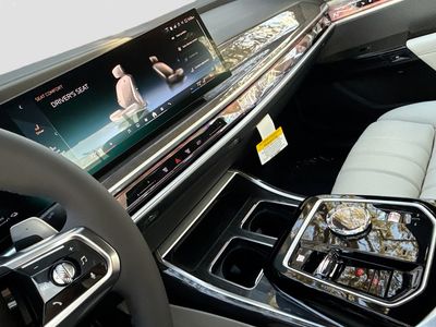 2026 BMW 7 Series - Photo 27