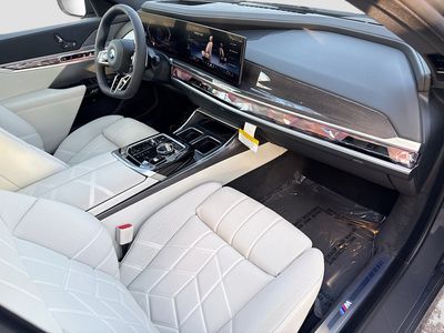 2026 BMW 7 Series - Photo 14