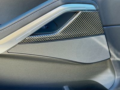 2027 BMW X6 - Photo 24