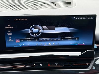 2026 BMW 5 Series - Photo 35
