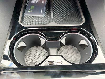 2026 BMW 5 Series - Photo 31
