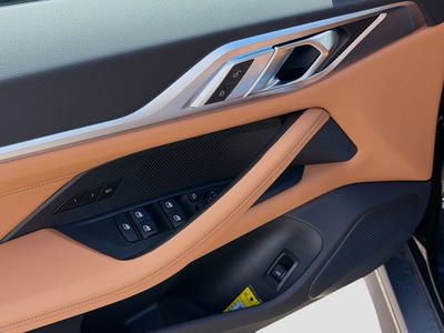 2026 BMW i4 - Photo 22