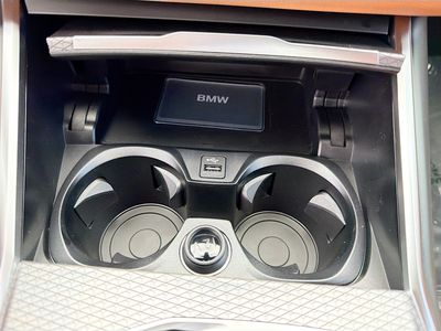 2026 BMW i4 - Photo 30