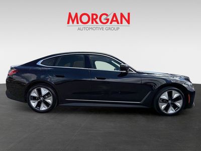 2026 BMW i4 - Photo 2