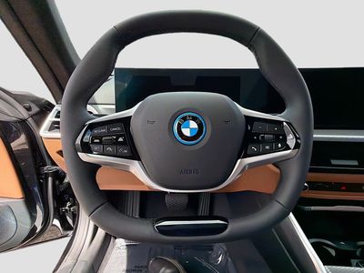 2026 BMW i4 - Photo 39