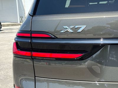 2027 BMW X7 - Photo 10
