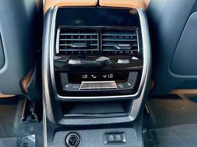 2027 BMW X7 - Photo 21