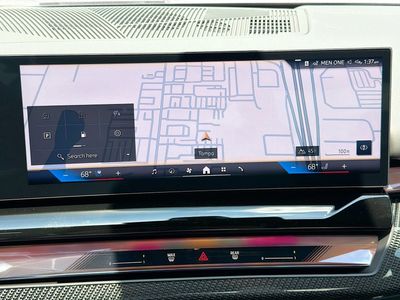 2027 BMW 5 Series - Photo 31