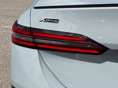 2026 BMW 5 Series - Photo 10