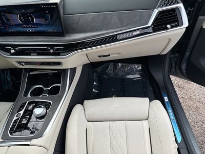 2026 BMW X7 - Photo 19