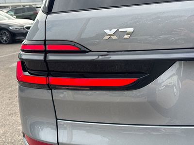 2026 BMW X7 - Photo 10