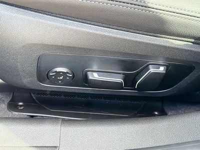 2026 BMW 3 Series - Photo 25