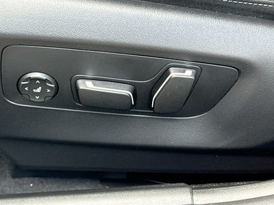 2027 BMW 5 Series - Photo 25
