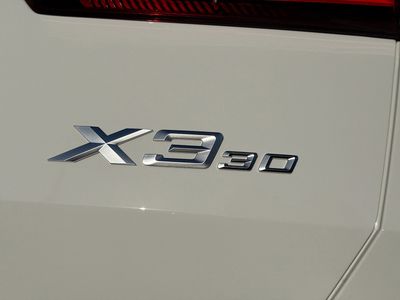 2026 BMW X3 — photo 11 view