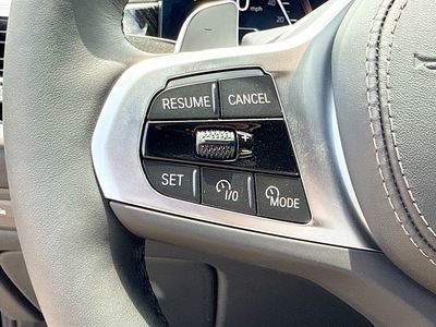 2027 BMW X6 - Photo 37