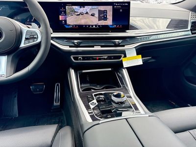 2027 BMW X6 - Photo 18