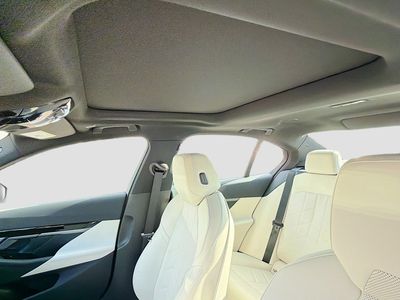 2026 BMW 5 Series - Photo 27
