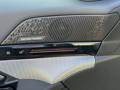 2026 BMW 5 Series - Photo 24