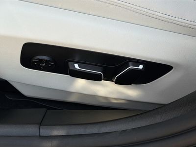 2026 BMW 5 Series - Photo 25