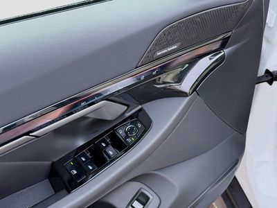 2026 BMW i5 - Photo 23