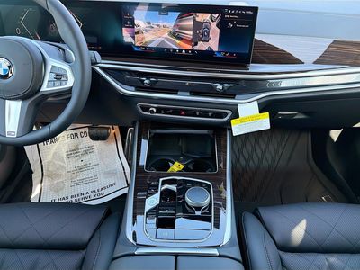 2026 BMW X5 — photo 19 view