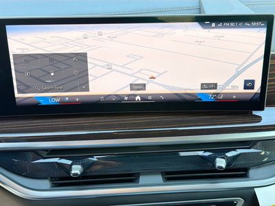 2026 BMW X5 — photo 33 view