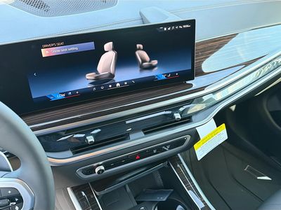 2026 BMW X5 — photo 28 view