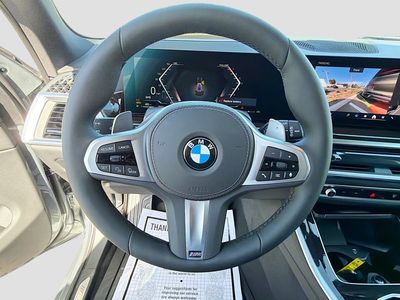 2026 BMW X5 — photo 40 view