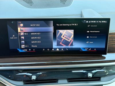 2026 BMW X5 — photo 32 view