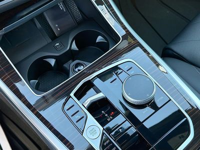 2026 BMW X5 — photo 29 view