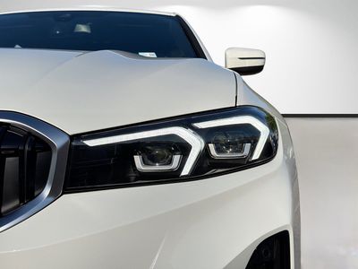 2026 BMW 3 Series - Photo 9
