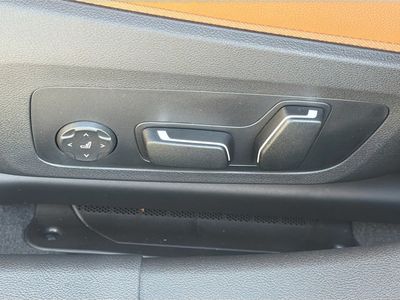 2026 BMW 3 Series - Photo 24