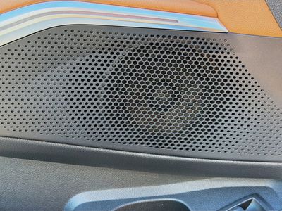 2026 BMW 3 Series - Photo 23