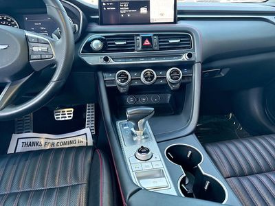 2022 Genesis G70 - Photo 18