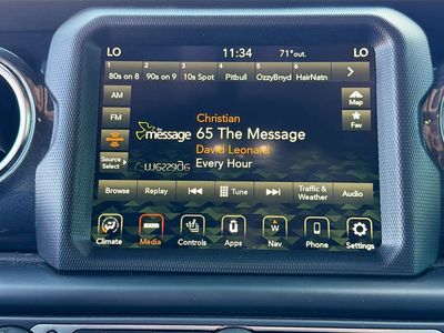 2023 Jeep Wrangler - Photo 29