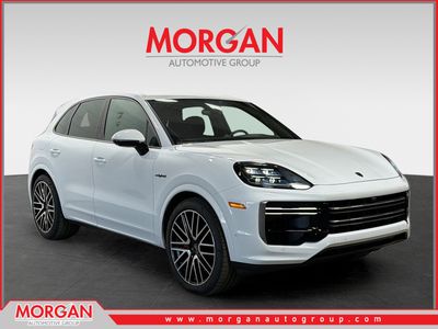 2025 Porsche Cayenne - Photo 1