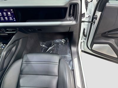 2025 Porsche Cayenne - Photo 20