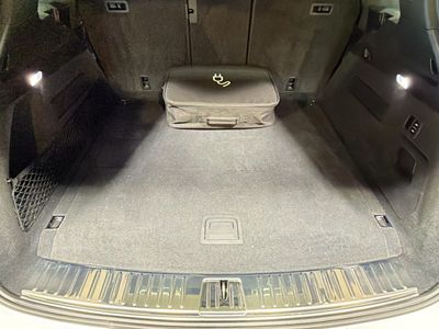 2025 Porsche Cayenne - Photo 12