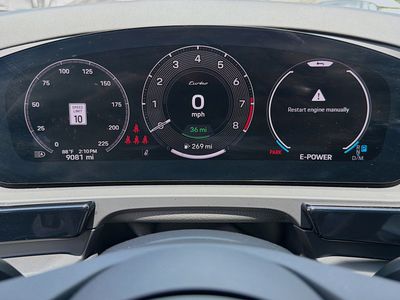 2025 Porsche Cayenne - Photo 41
