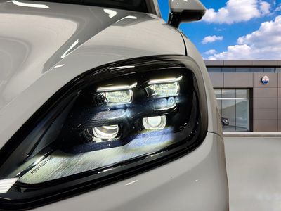 2025 Porsche Cayenne - Photo 9