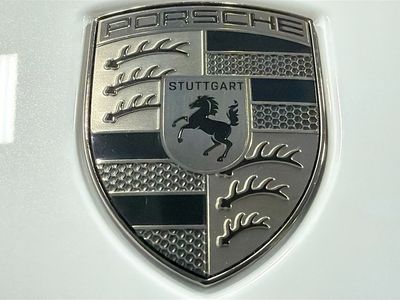 2025 Porsche Cayenne - Photo 11