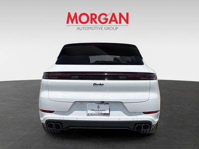 2025 Porsche Cayenne - Photo 4